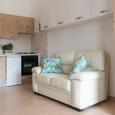 La Casa Di Lägenhet Tanaunella
